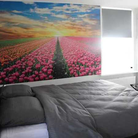 Slapen Bij De Buurvrouw 3*