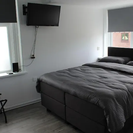 Slapen Bij De Buurvrouw Bed and Breakfast 3*