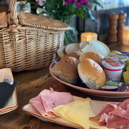 Slapen Bij De Buurvrouw 3* Castricum