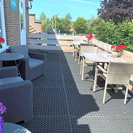 Slapen Bij De Buurvrouw Castricum