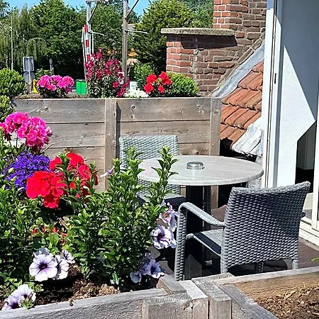 Slapen Bij De Buurvrouw Bed & Breakfast 3*