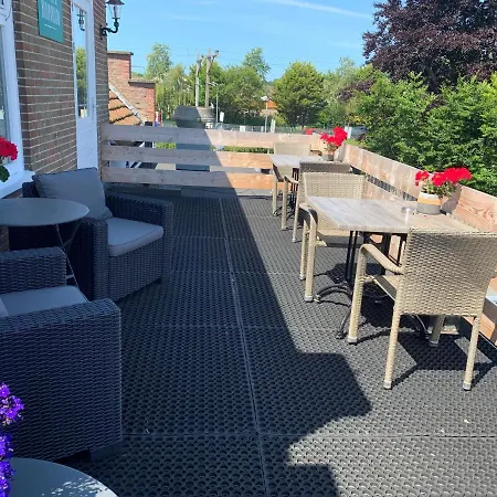 Slapen Bij De Buurvrouw Couette-café